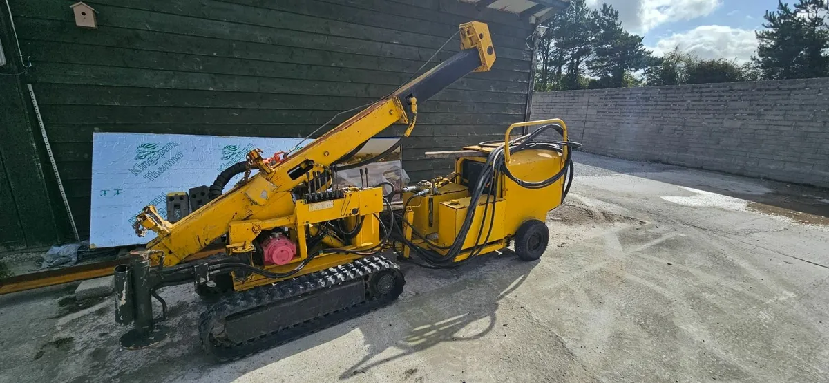 Piling Rig - Image 1
