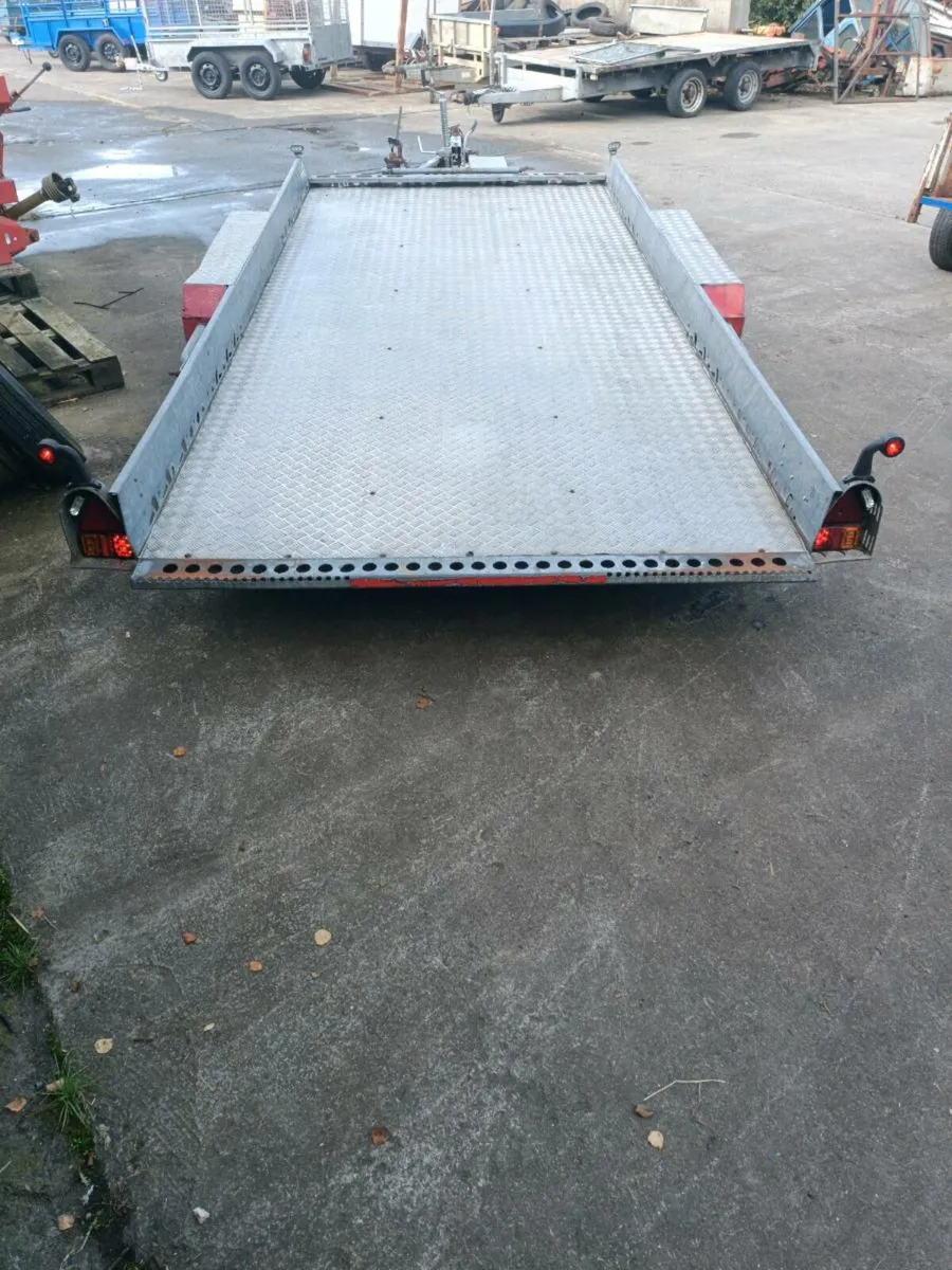 Brian James car transporter - Image 4