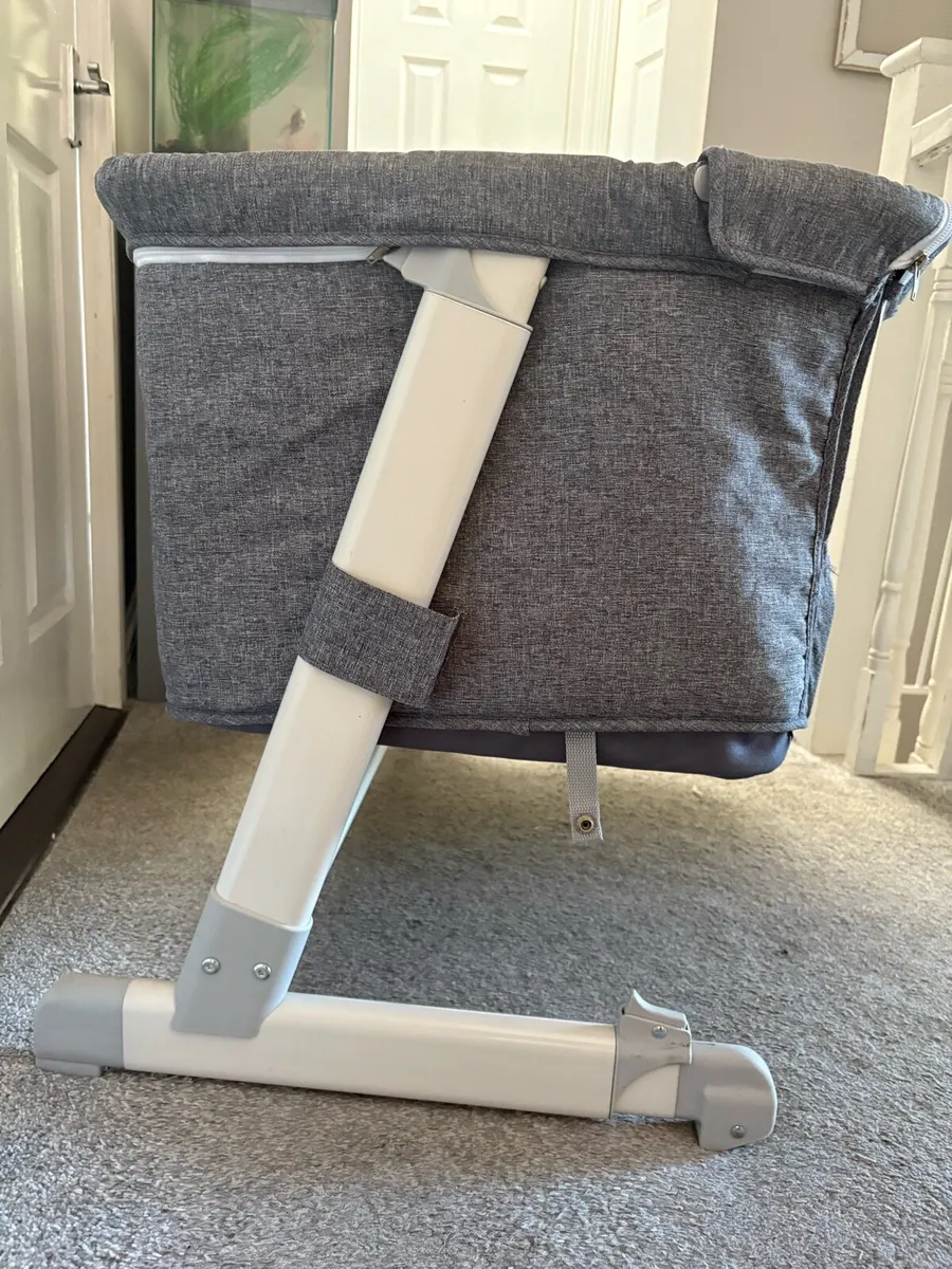 Babylo Co-sleeper - Image 2