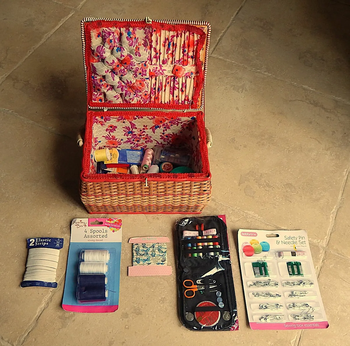 Vintage Woven Sewing Box & Accessories - Image 4