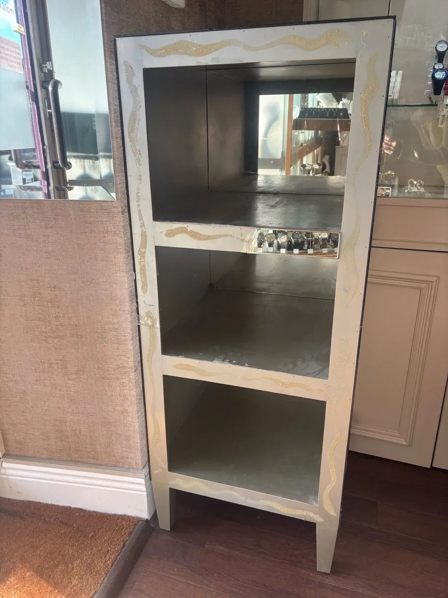 Mirror cabinet - Image 2