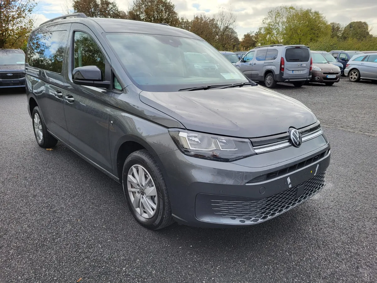 Wheelchair Taxi Volkswagen VW Caddy Vista - Image 3