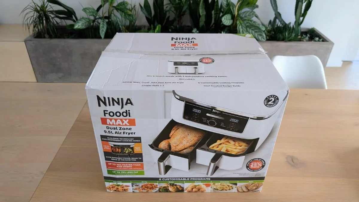 Brand New NINJA Foodi MAX Dual Zone 9.5l Air Fryer - Image 2