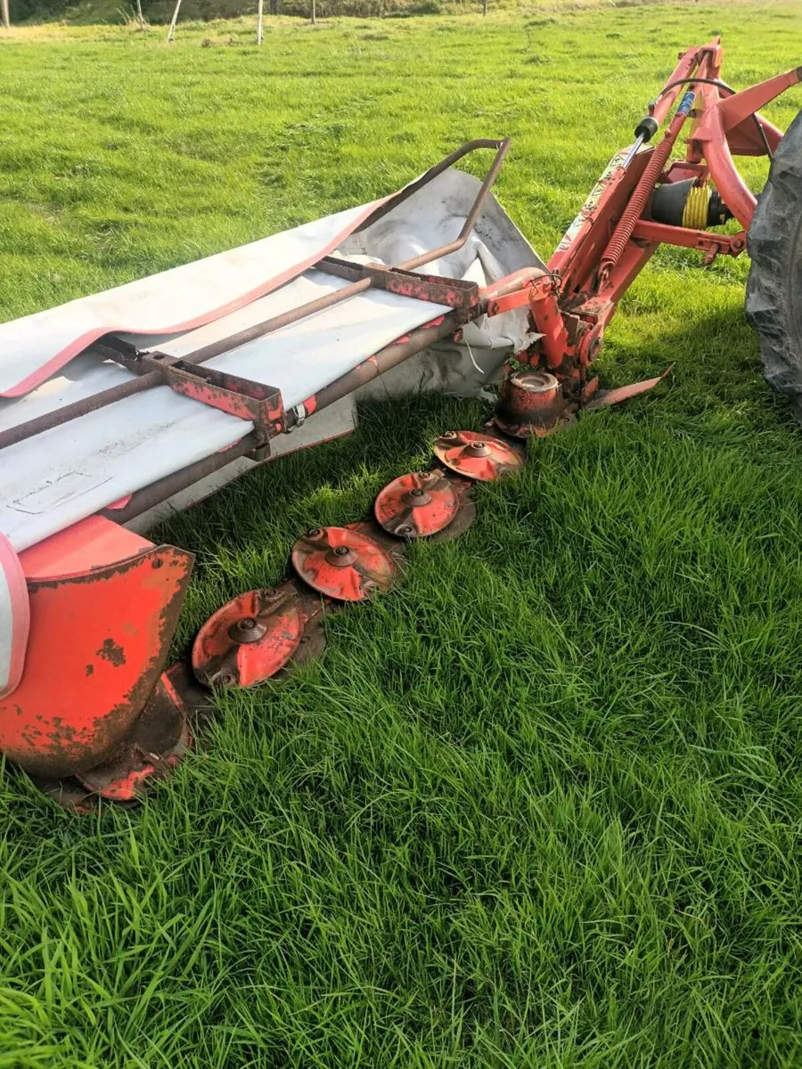 Kuhn 8ft mower (low acres) - Image 3