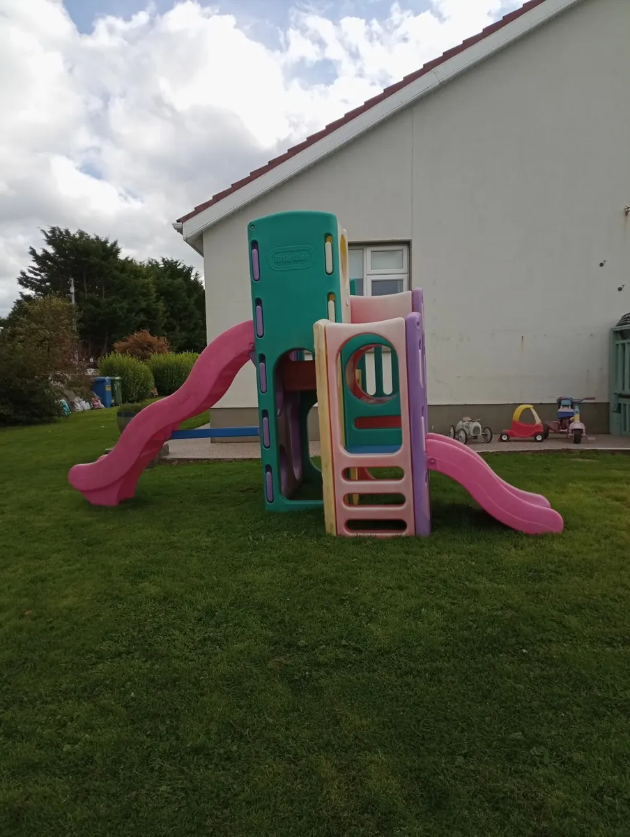 Kids Play House - Image 1