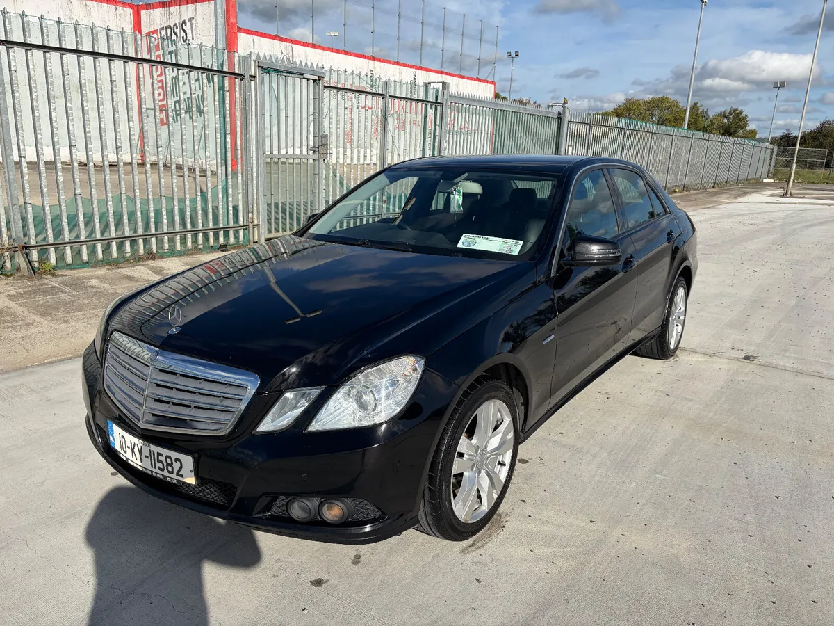 2010 Mercedes-Benz E220 2.1 Diesel - Image 3