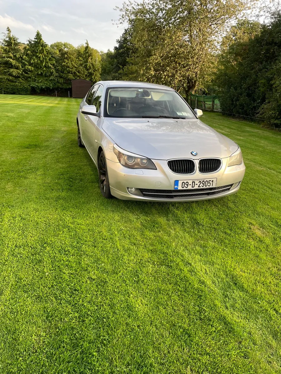 BMW  car - Image 3