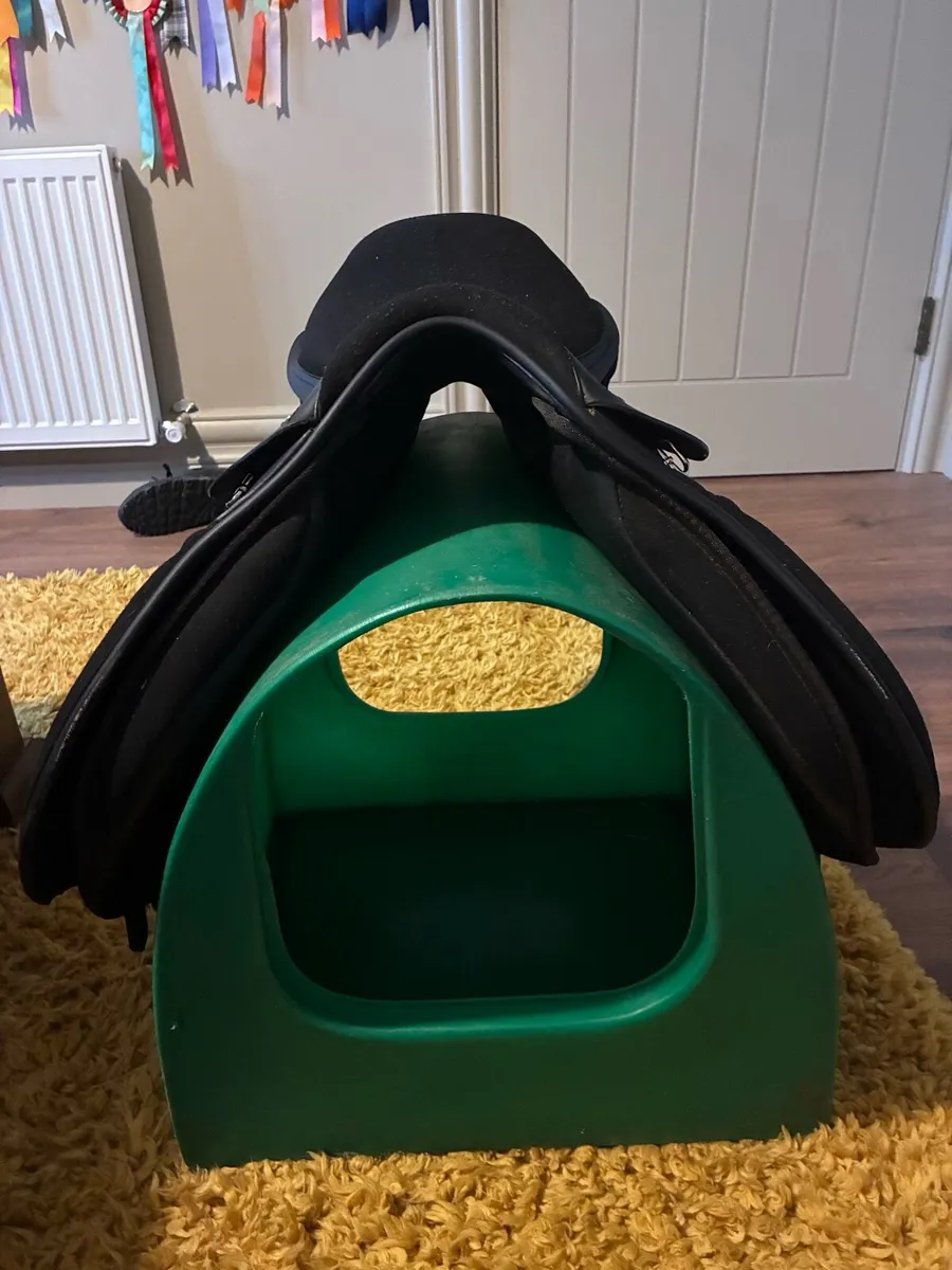 Thorowgood T4 pony saddle - Image 3