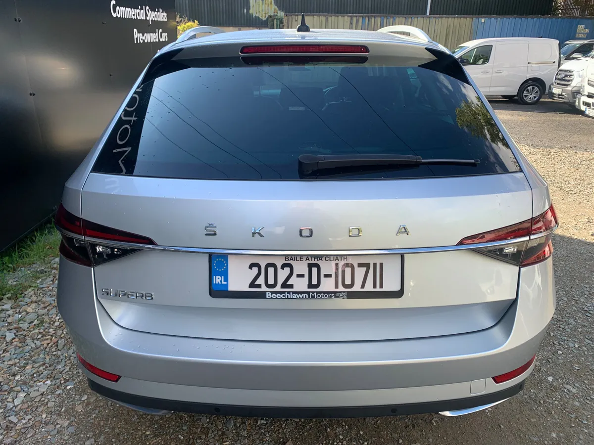 Superb Laurin and Klement Combi 2.0tdi 150bhp - Image 4