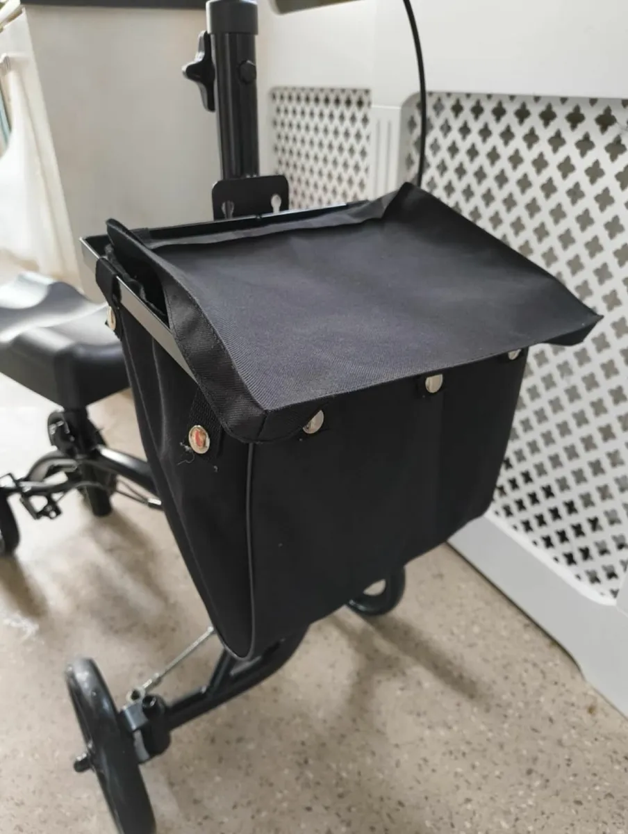 Knee Scooter - Image 4