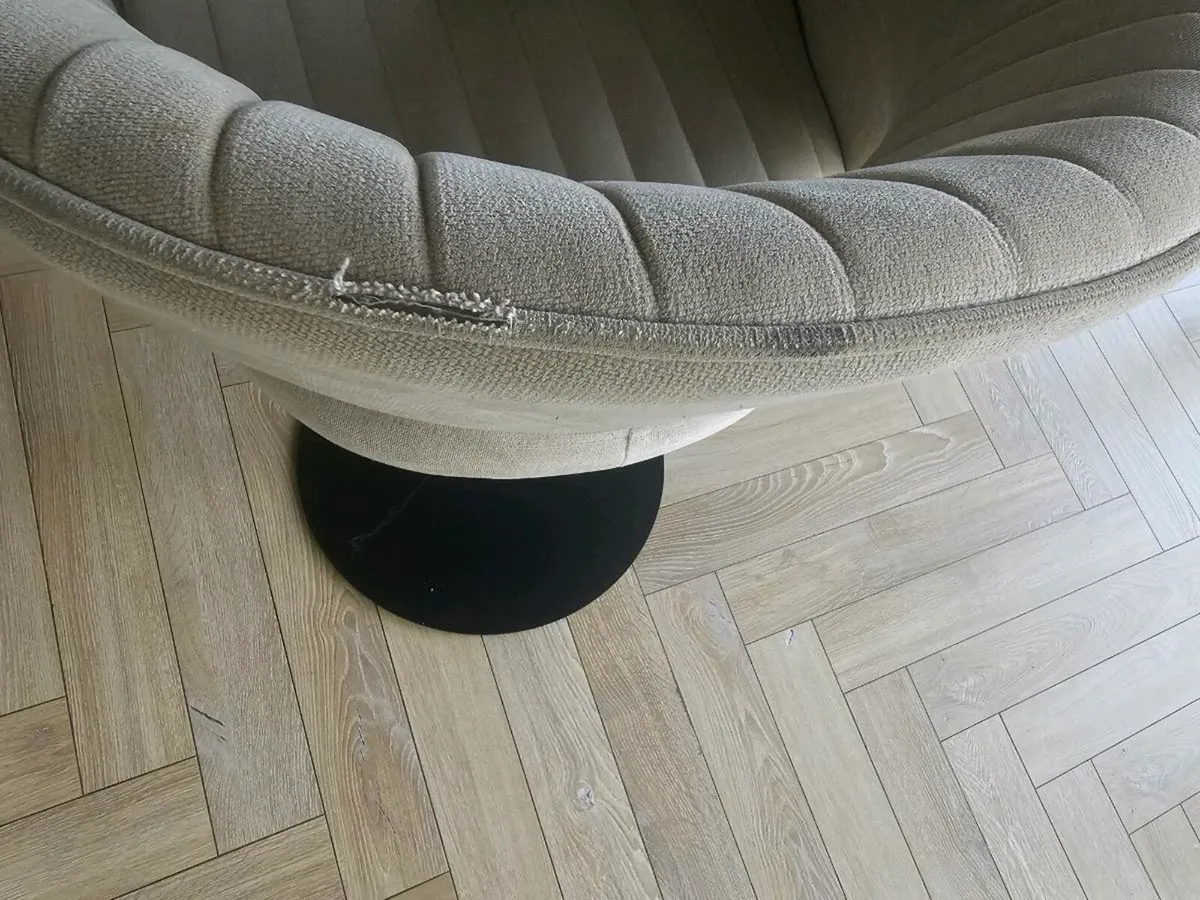 Stools - Image 3