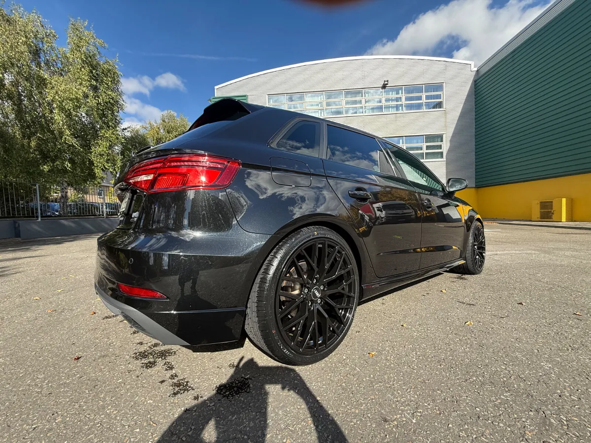 Audi A3 2.0 TFSI Quatrro DSG - Image 4