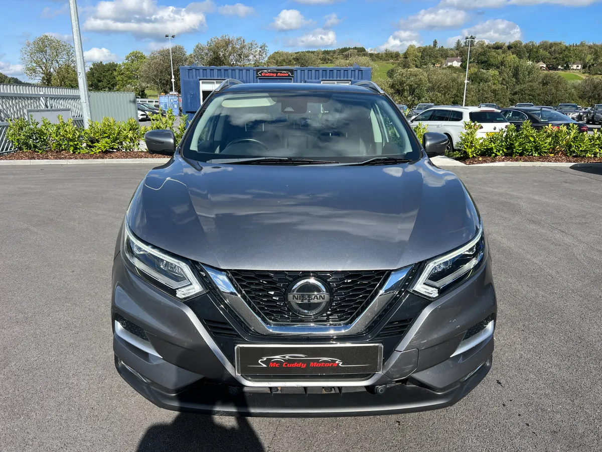2019 (192)  Nissan Qashqai Tekna 1.5 DCI -Pan Roof - Image 3