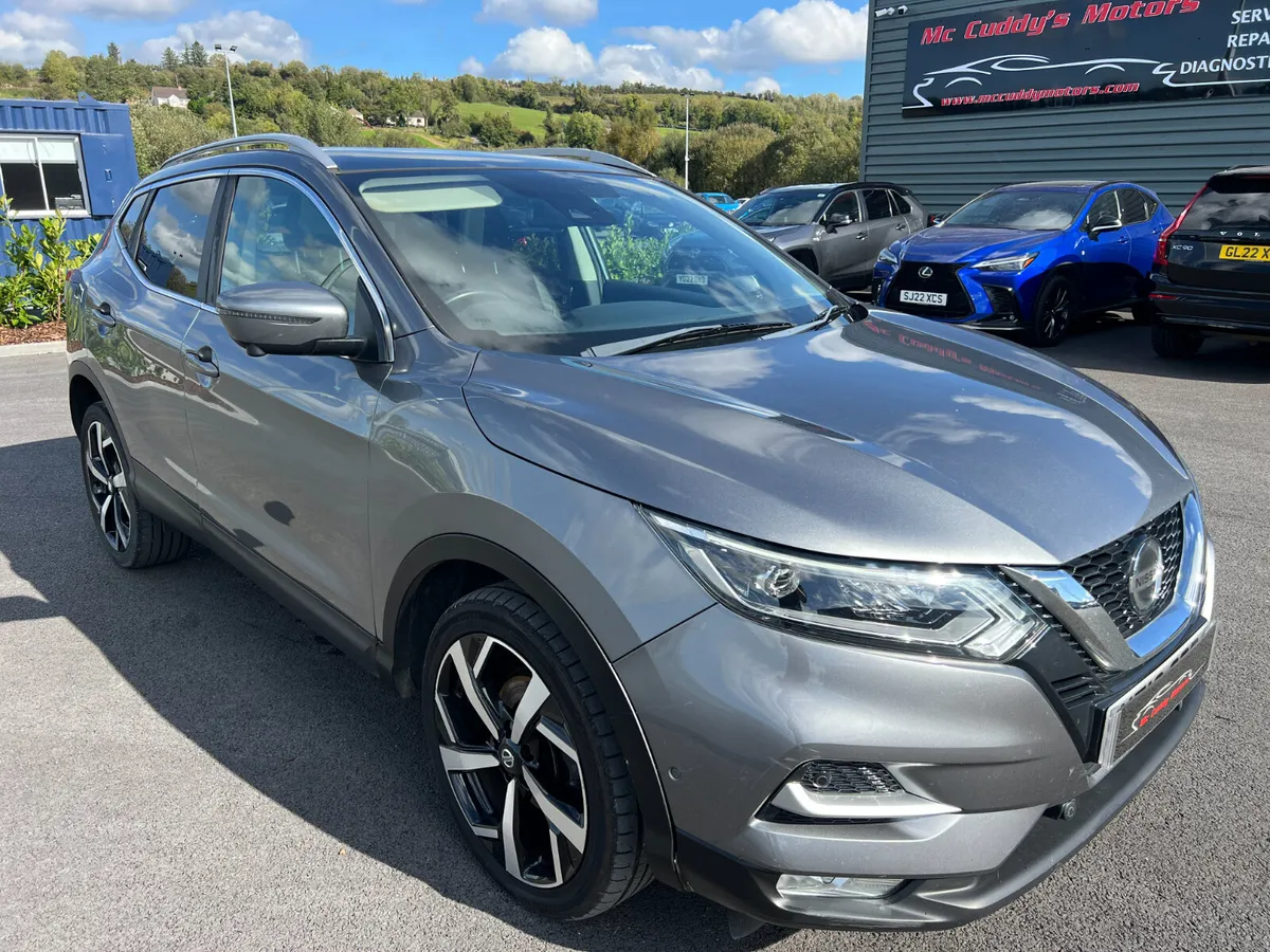 2019 (192)  Nissan Qashqai Tekna 1.5 DCI -Pan Roof - Image 2