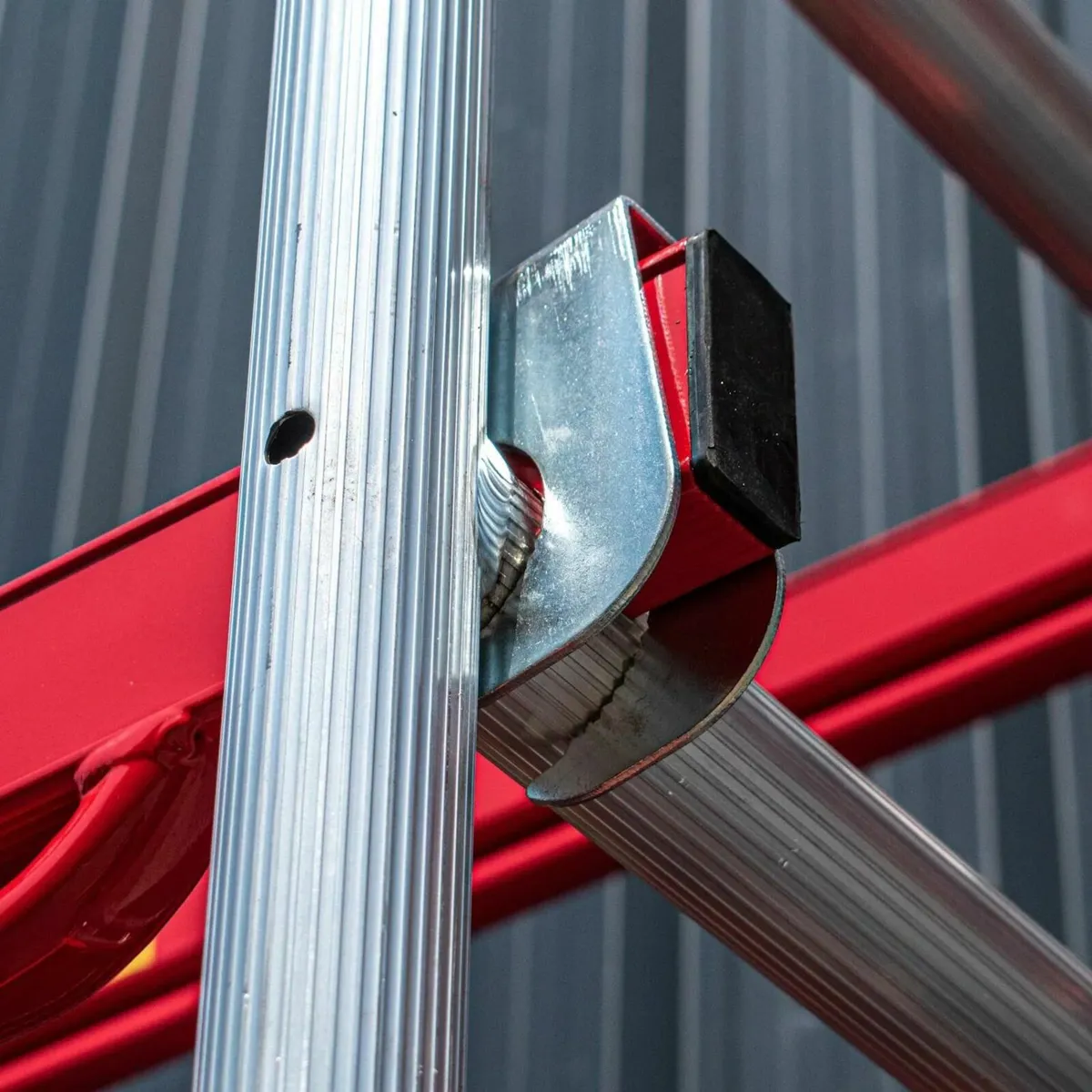 Aluminium Scaffold Tower - 9.1M Working Height - Image 1