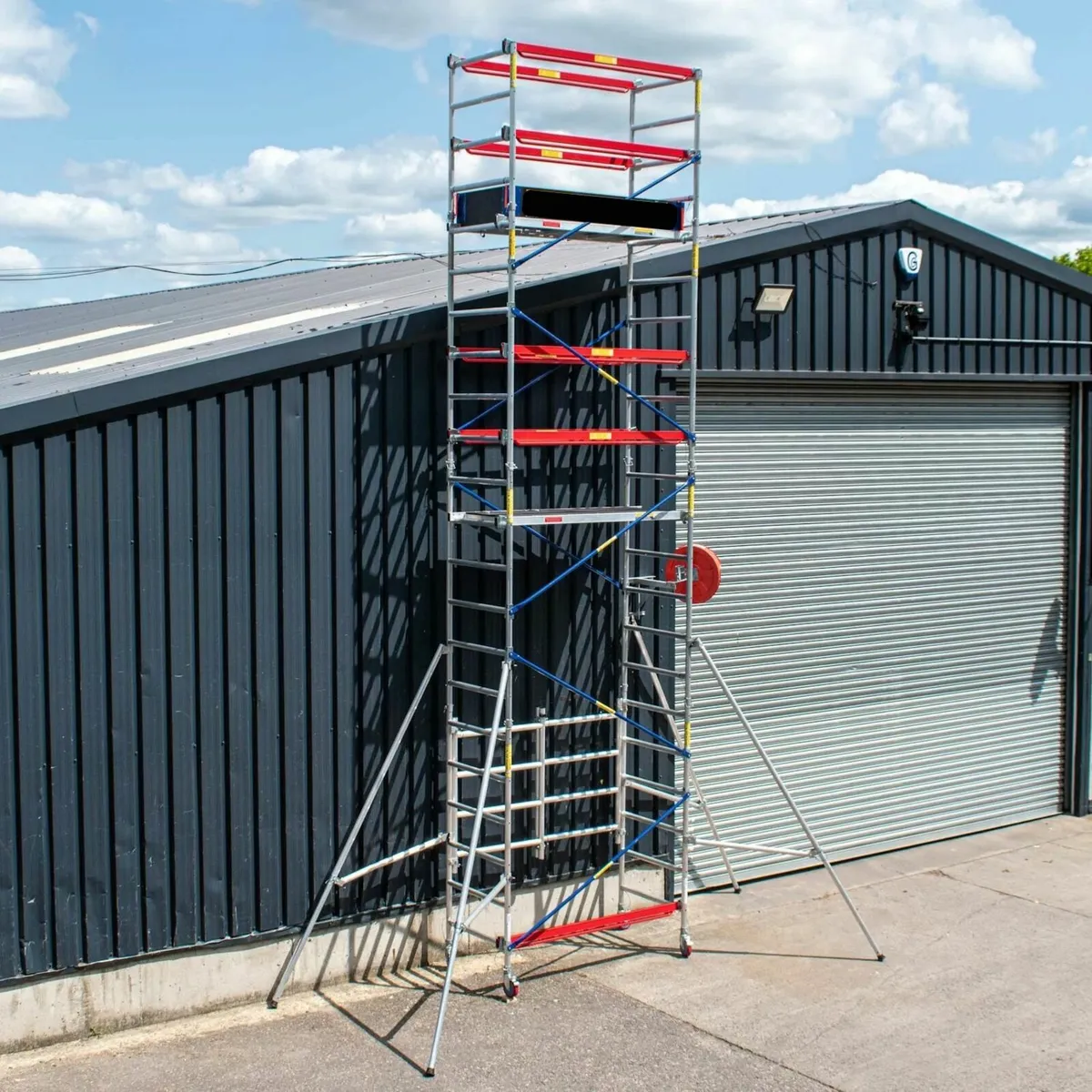 Aluminium Scaffold Tower - 9.1M Working Height - Image 2