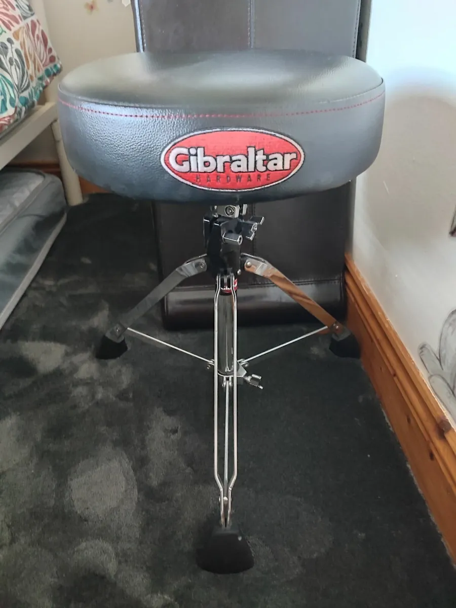 Drummer stool - Image 1