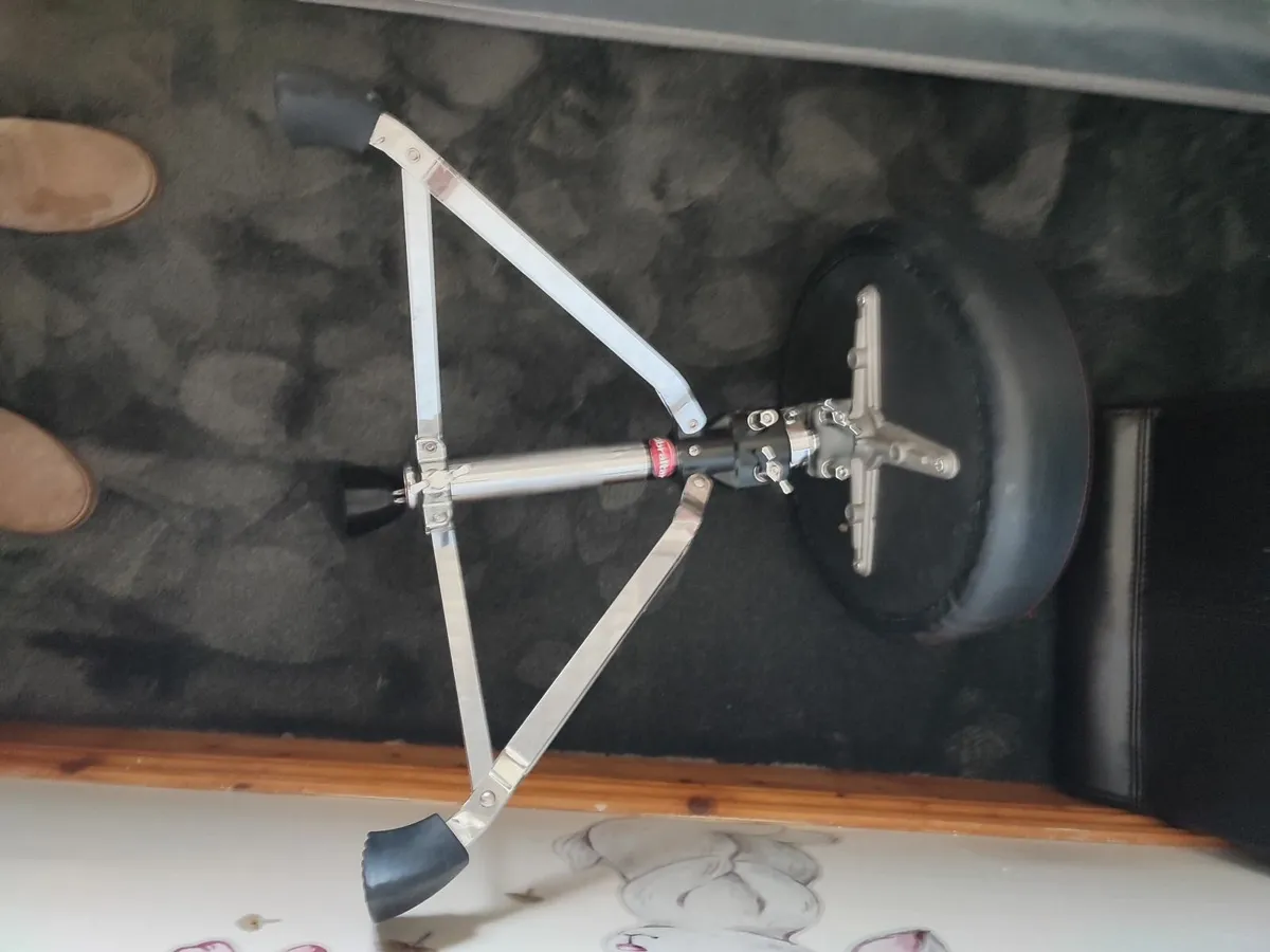 Drummer stool - Image 3