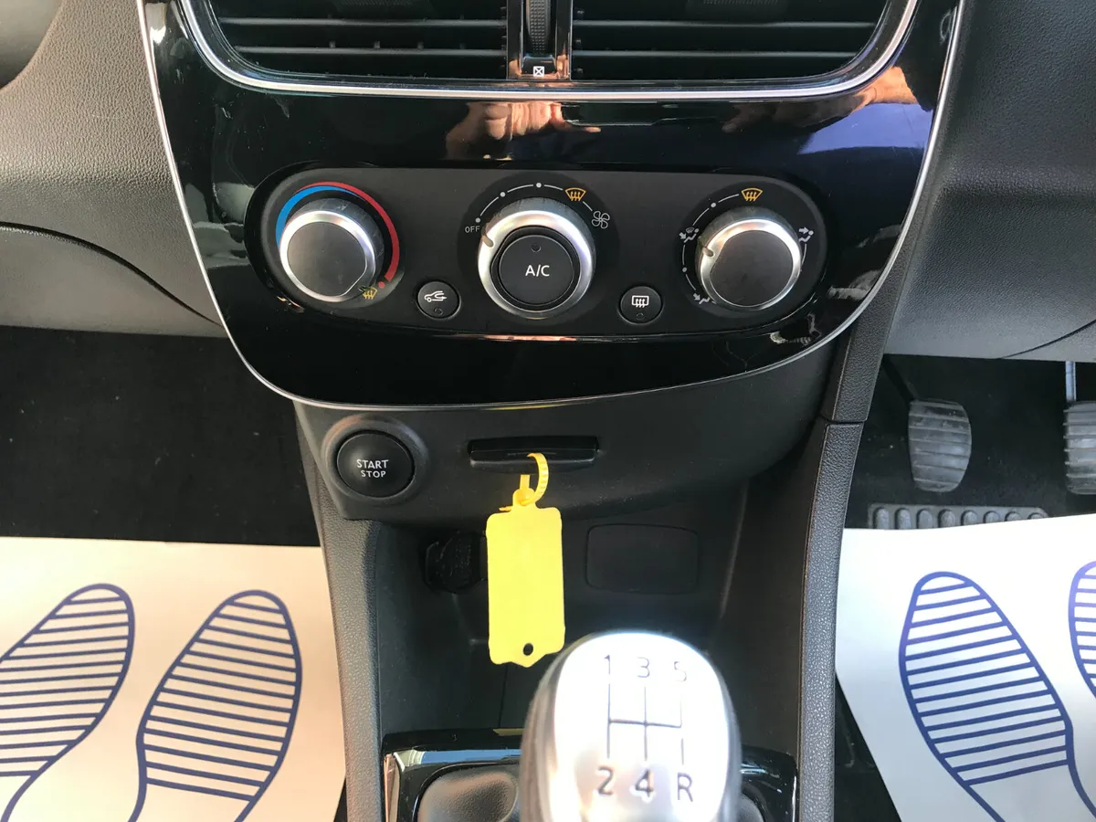 182 RENAULT CLIO 0.9 PETROL DYNAMIC - Image 4