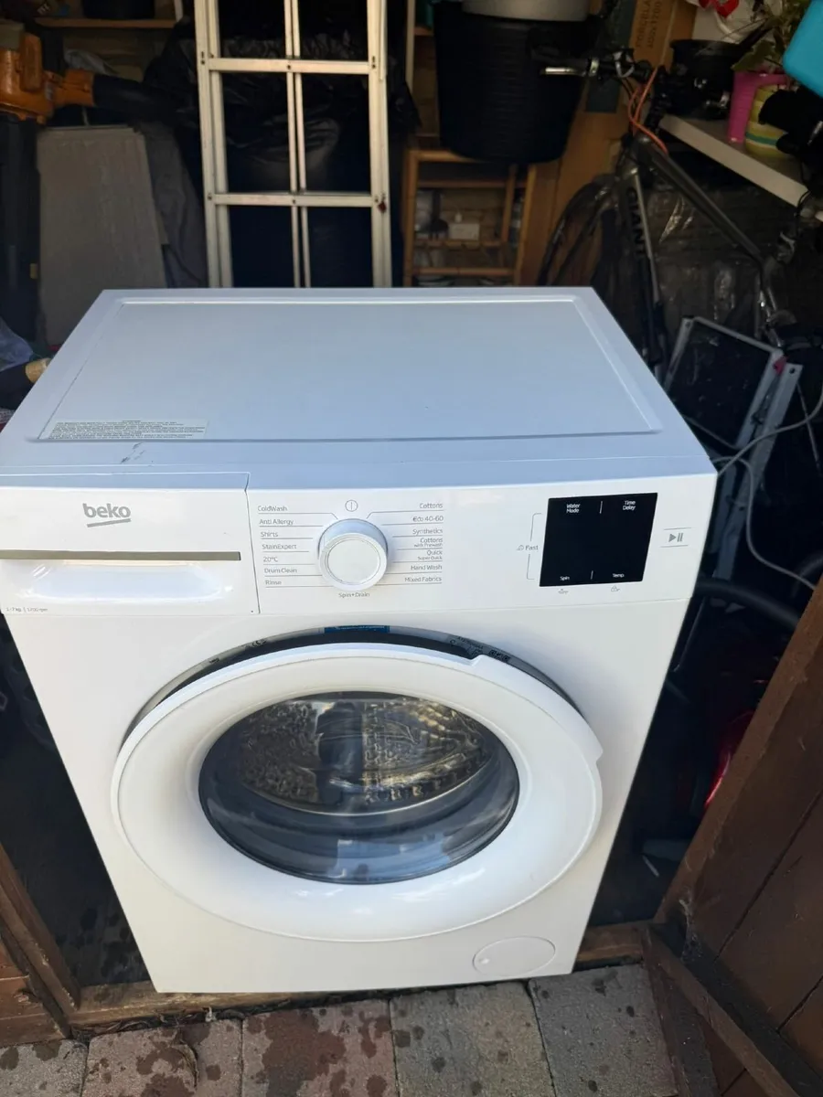 Beko BM1WT3721W 7kg 1200rpm Washing Machine White - Image 1