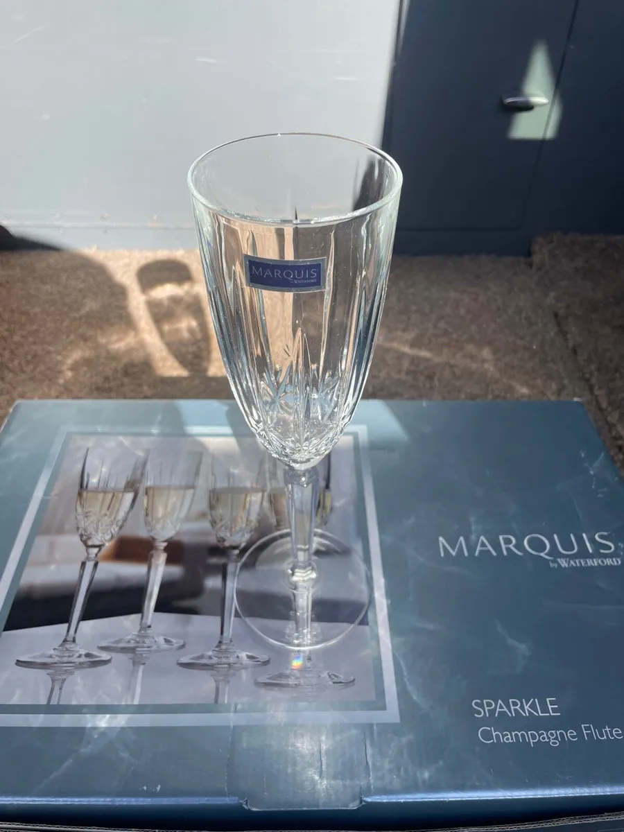 Champagne Glasses - Image 3