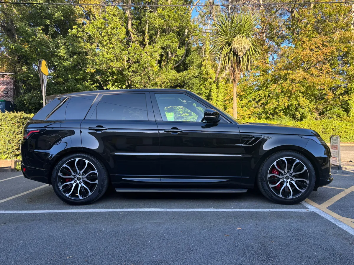 P400E 'AUTOBIOGRAPHY DYNAMIC' + BLACK PACK - FLRSH - Image 4