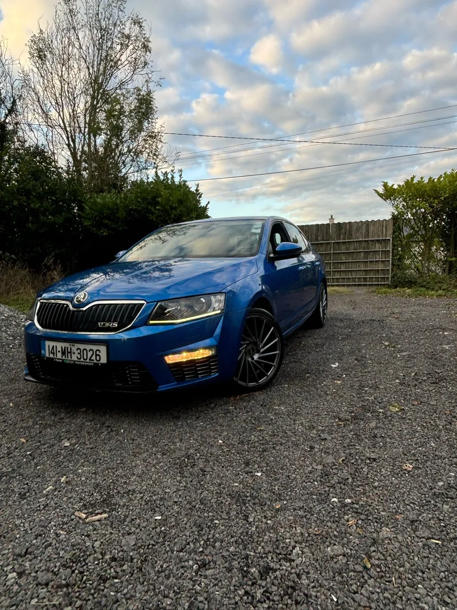 Car - Image 2