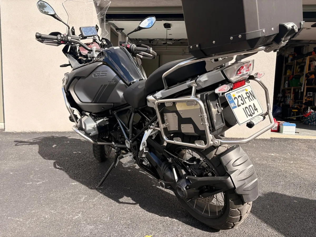 BMW gsa 1250 adventure Black Edition - Image 4