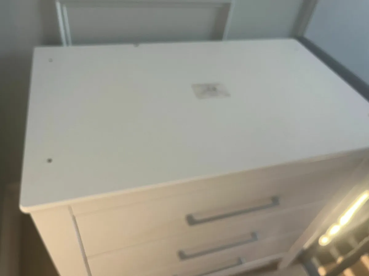 chest of drawers - Image 2