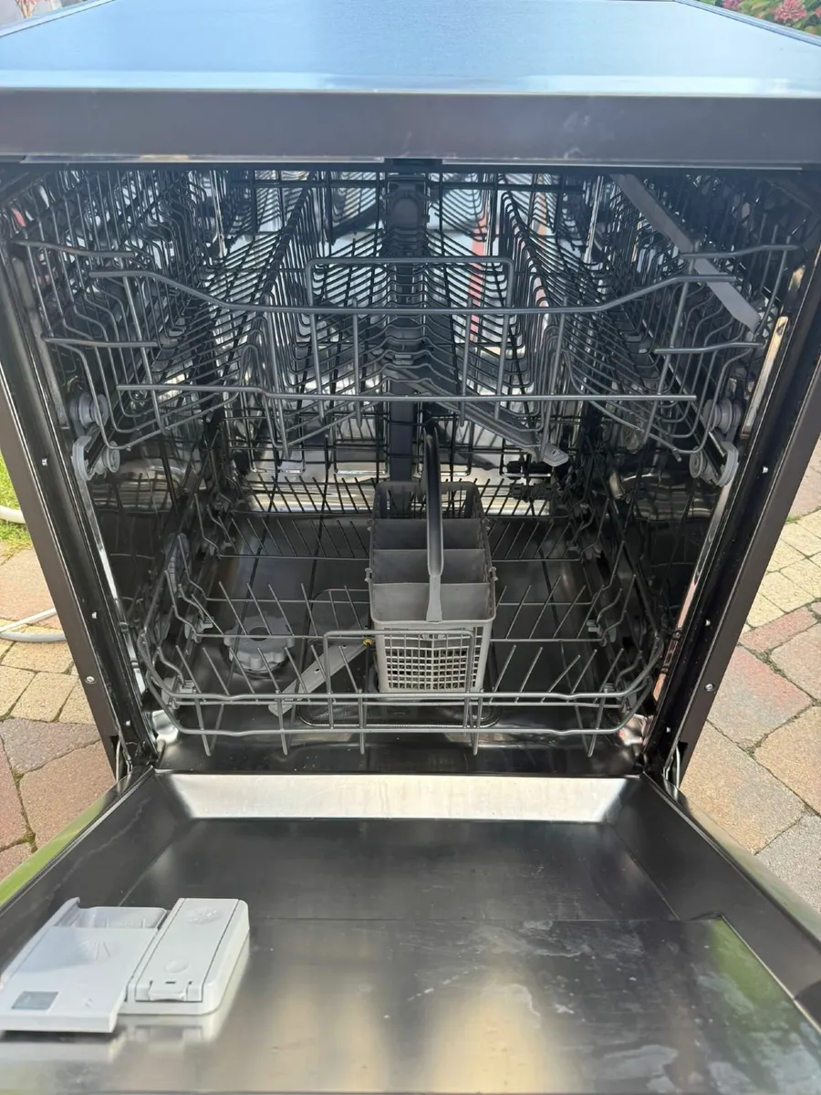 NordMende DW67DIX 60cm Dishwasher Dark Inox - Image 2