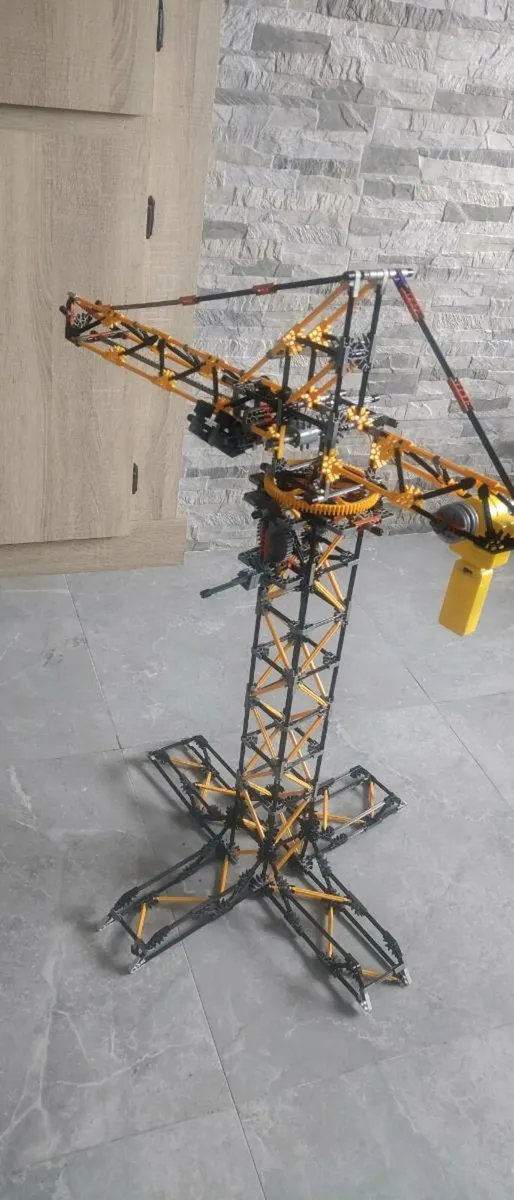 K'NEX Building Set Controlled Crane - 817 pc LIMIT - Image 4