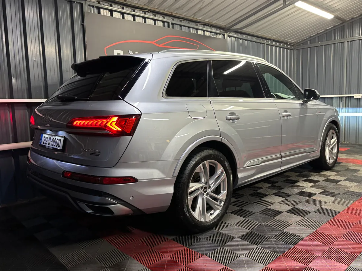 2021 212 Audi Q7 55TFSI S-Line Automatic - Image 3