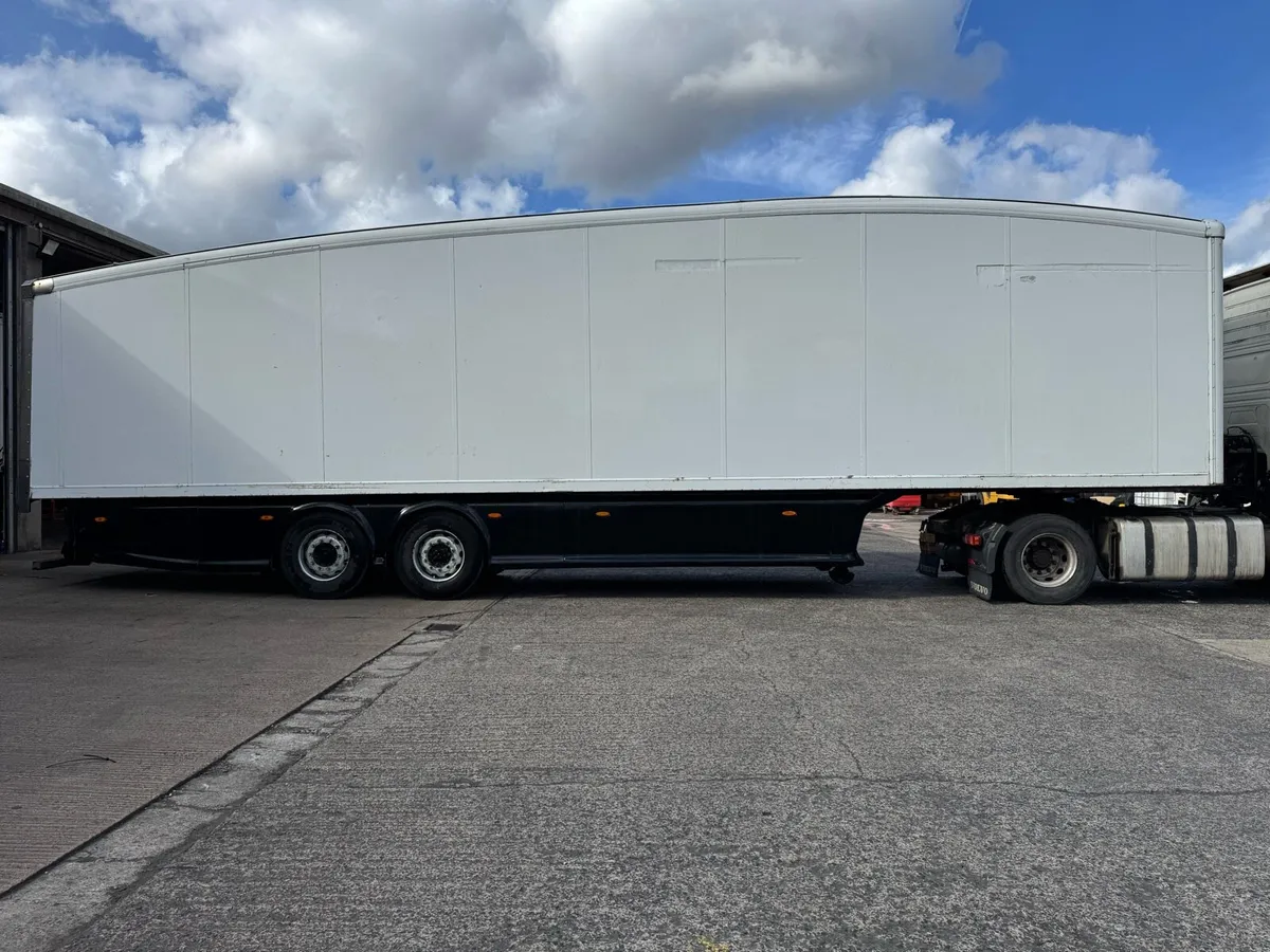 45ft 2 axle box van hgv commercial 2.1m rear door - Image 1