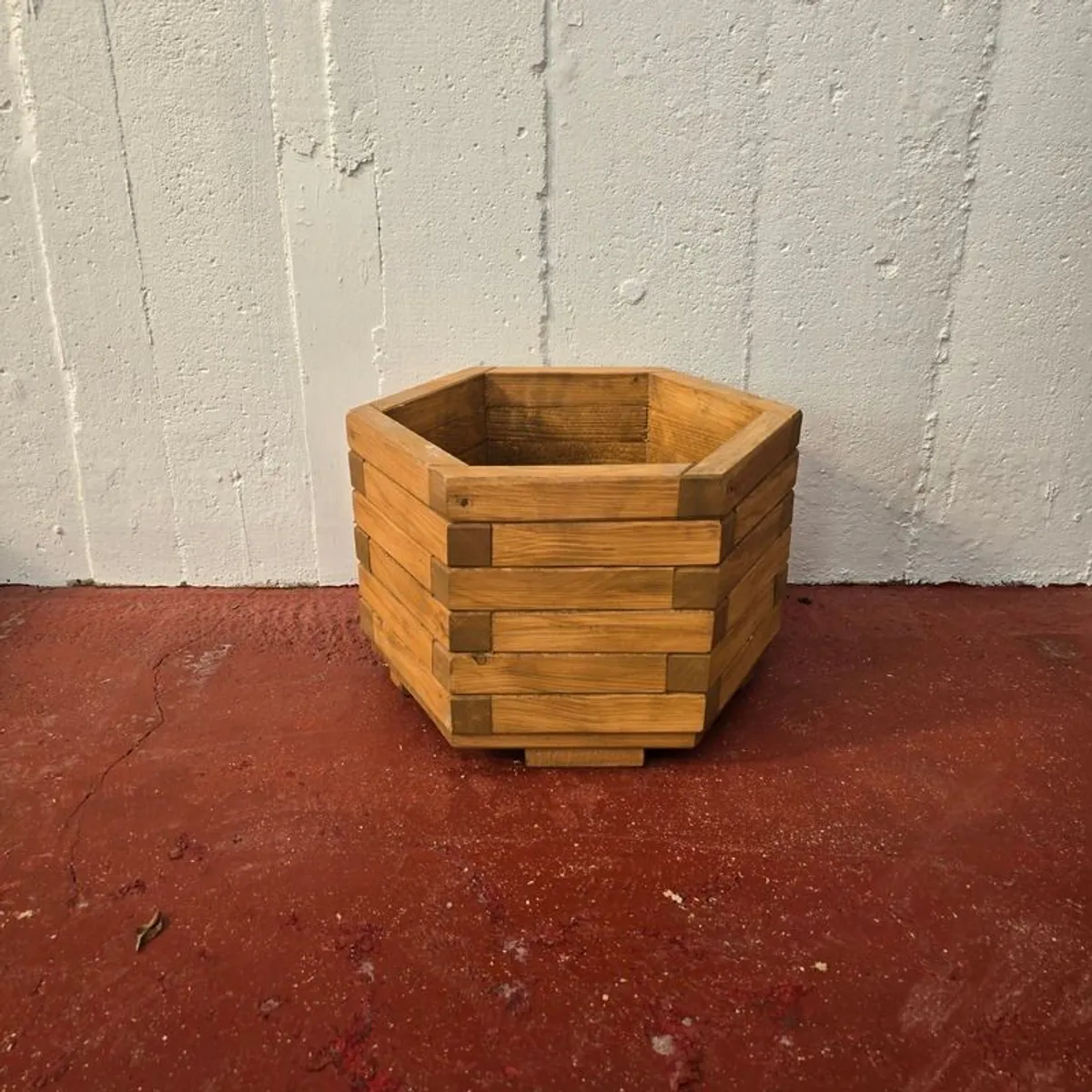 Plant Pots - Image 3