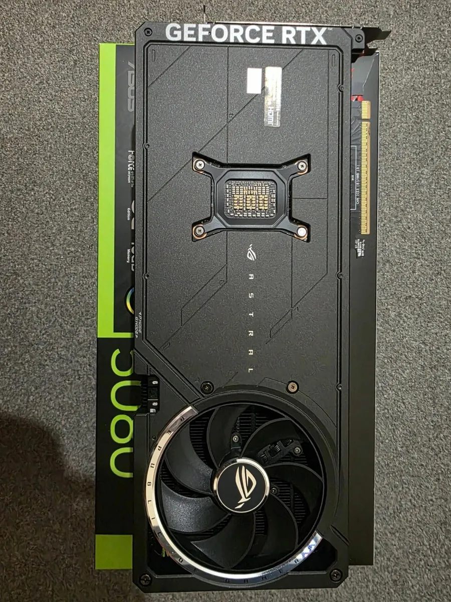 ASUS ROG Astral NVIDIA GeForce RTX 5080 16GB - Image 2