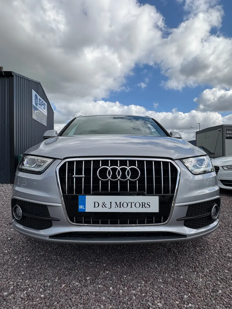 Audi Q3 2.0 TFSi Quattro Automatic Low KM S-LINE - Image 4