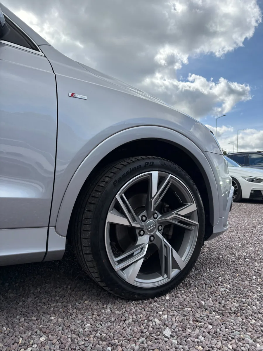 Audi Q3 2.0 TFSi Quattro Automatic Low KM S-LINE - Image 3