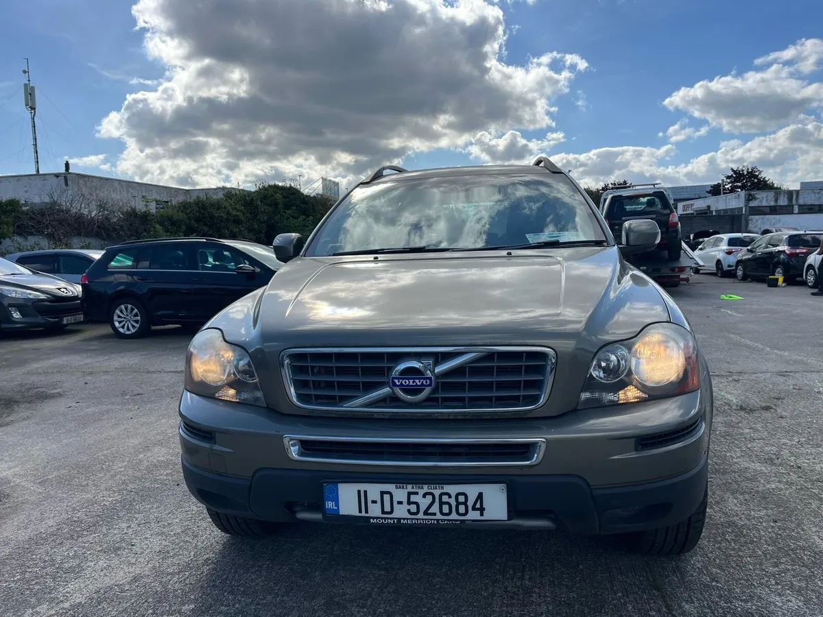 2011 Volvo XC90, Runs and Drives - Image 2