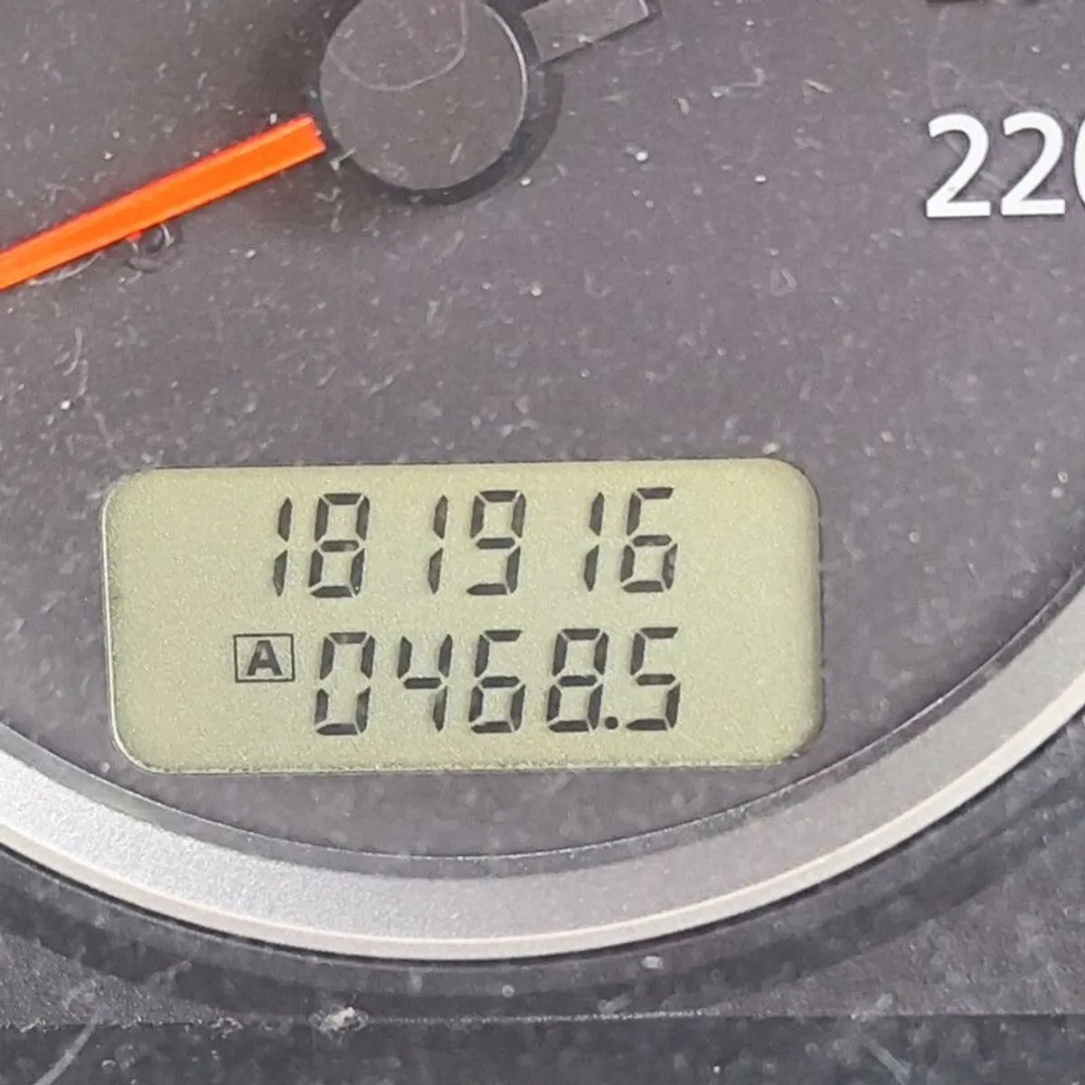 2006 Nissan Almera - Image 2