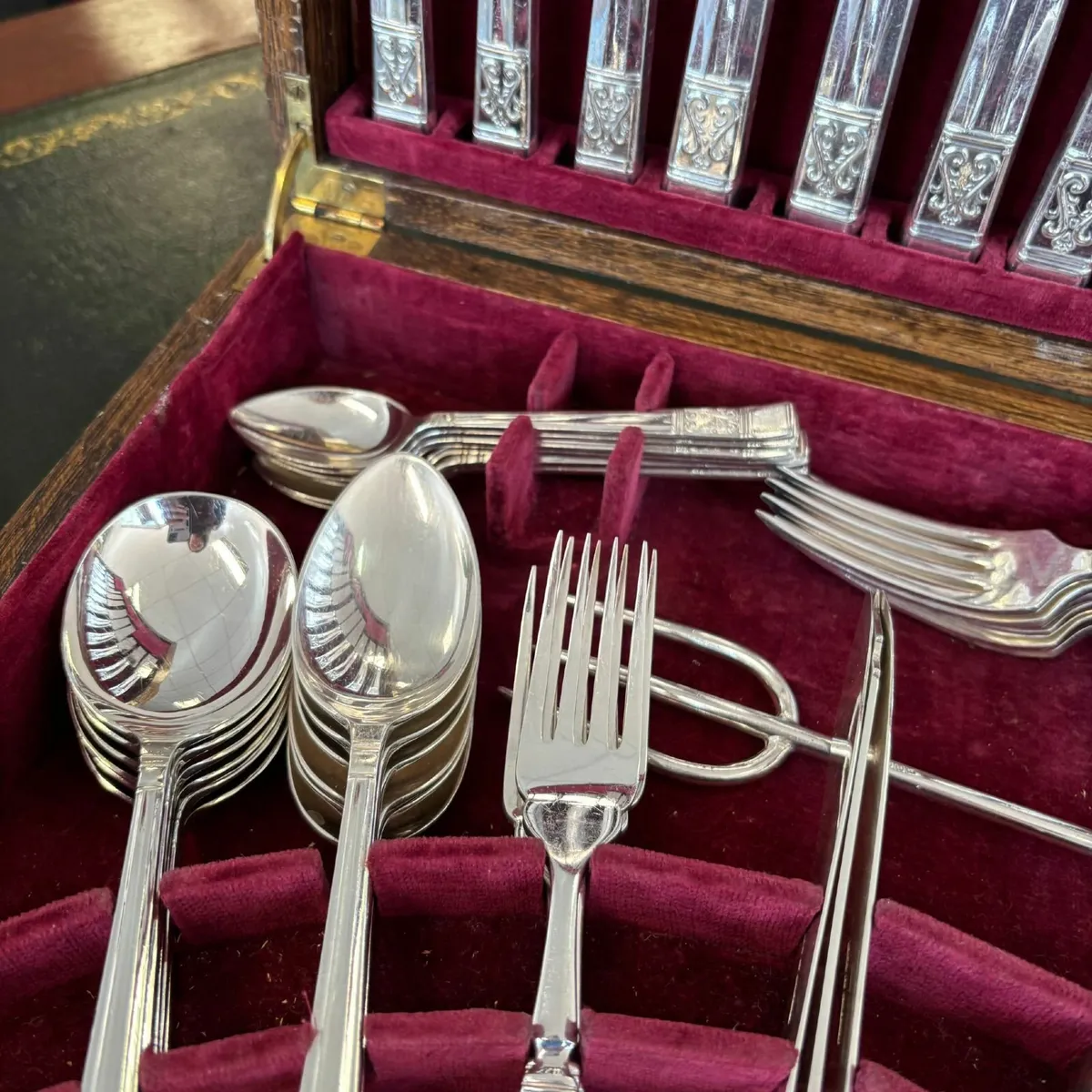 Set of silver-plated cutlery in a wooden case with - Image 3