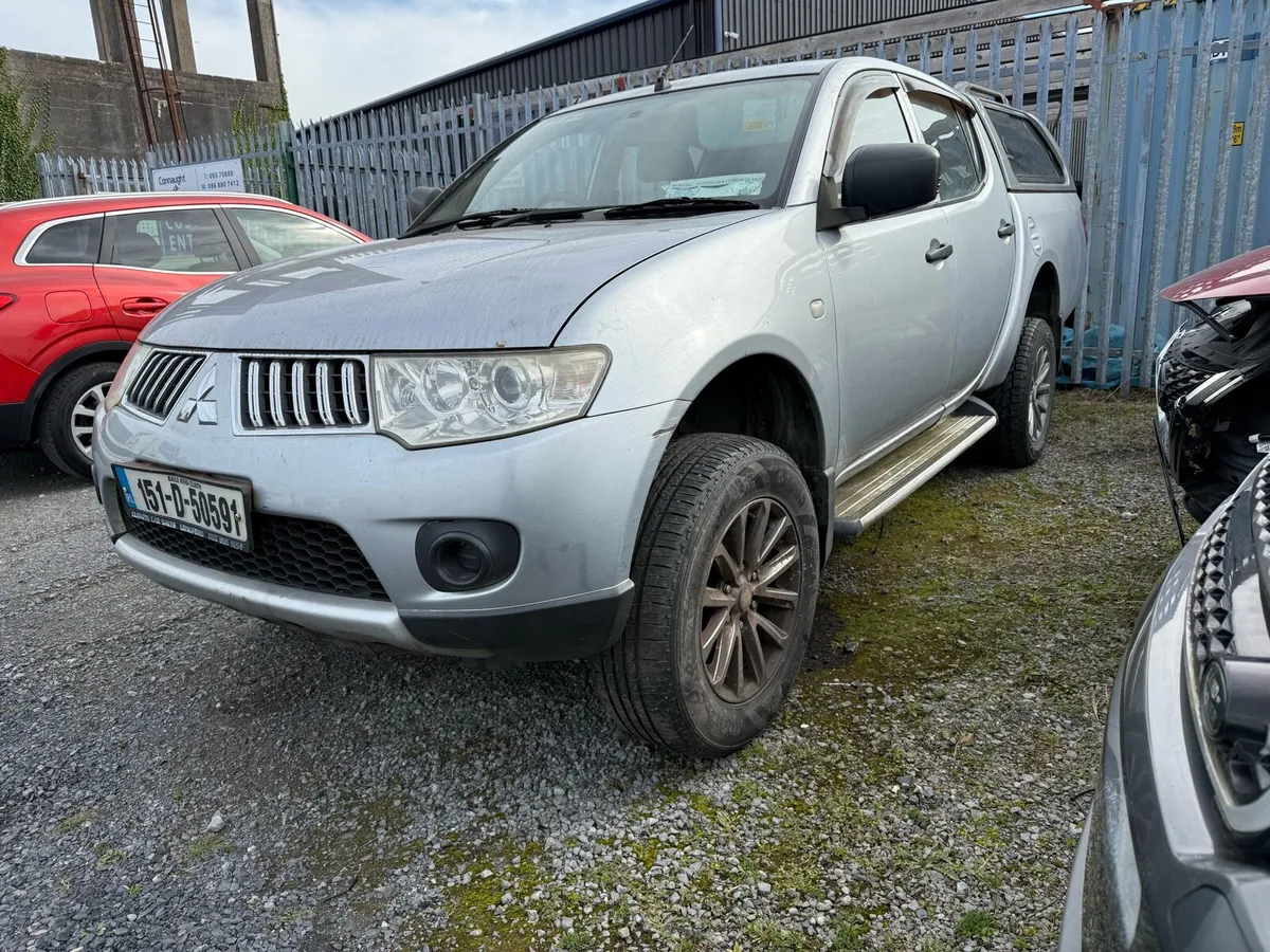 2015 Mitsubishi L200 Engine needs work - Image 2