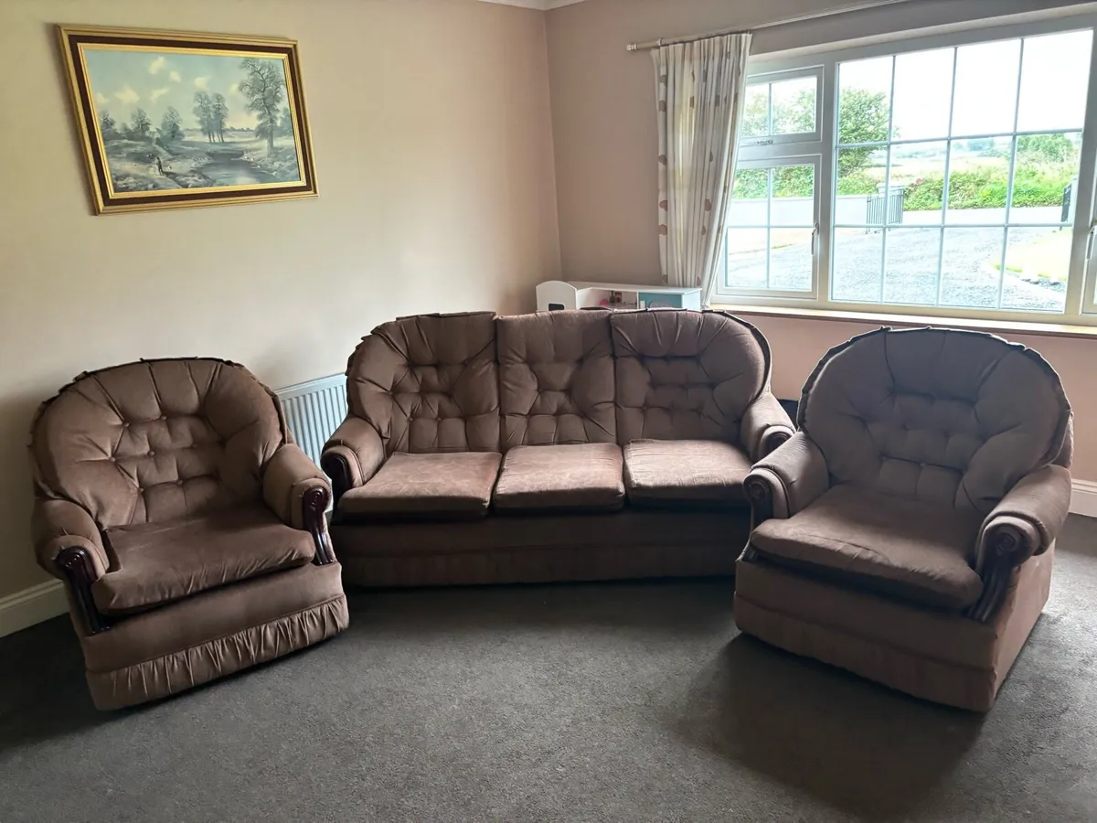 3 & 1 & 1 Sofa Set - Image 1