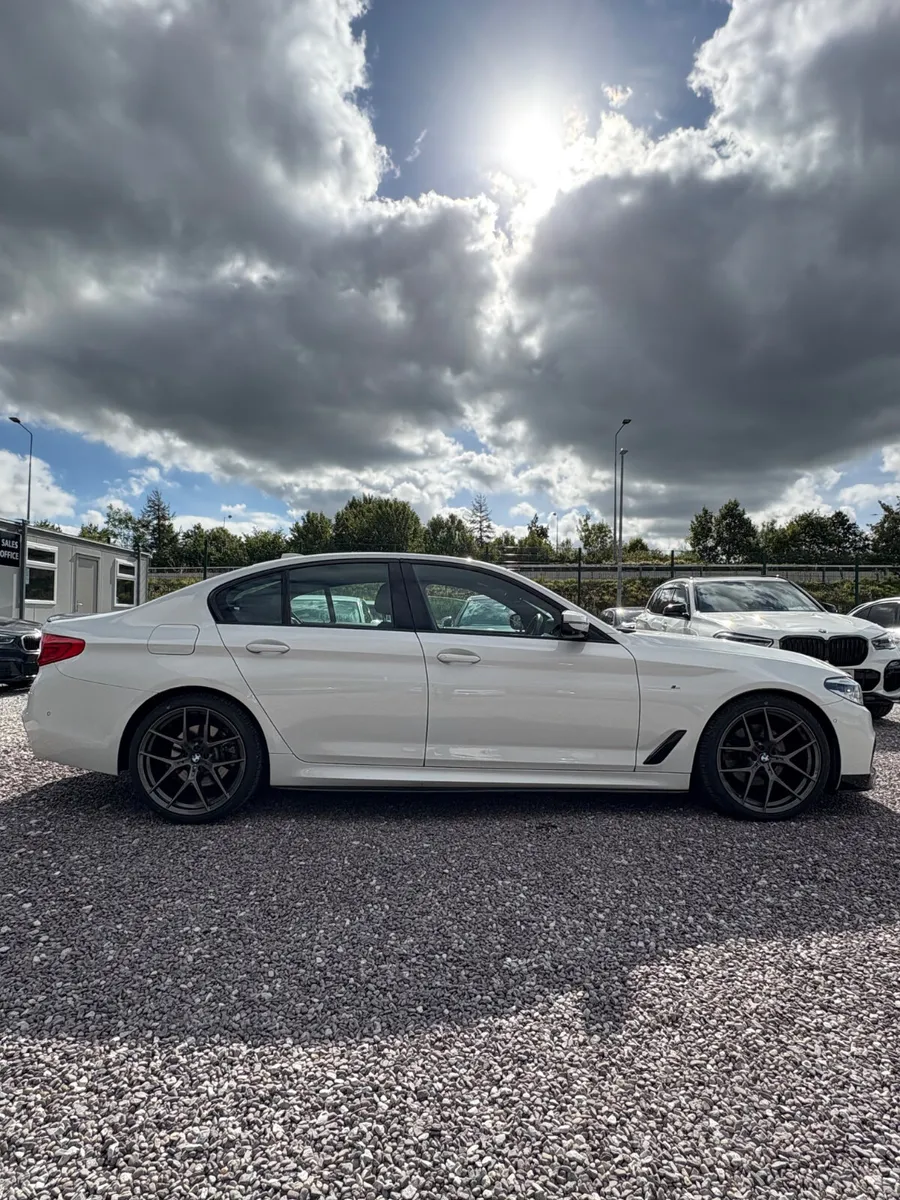 BMW 520D / 523D 2.0 Automatic X Drive M Sport - Image 4
