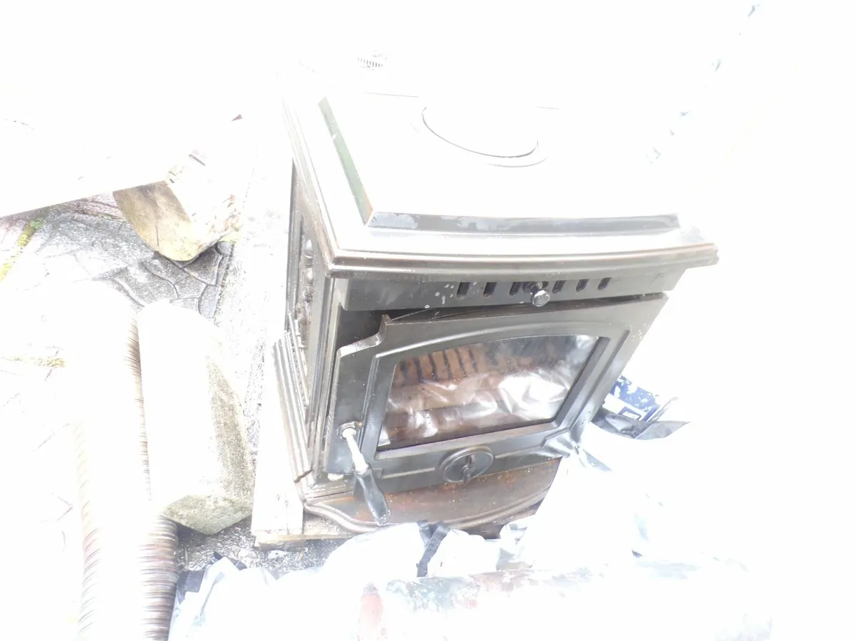 solid fuel stove - Image 3