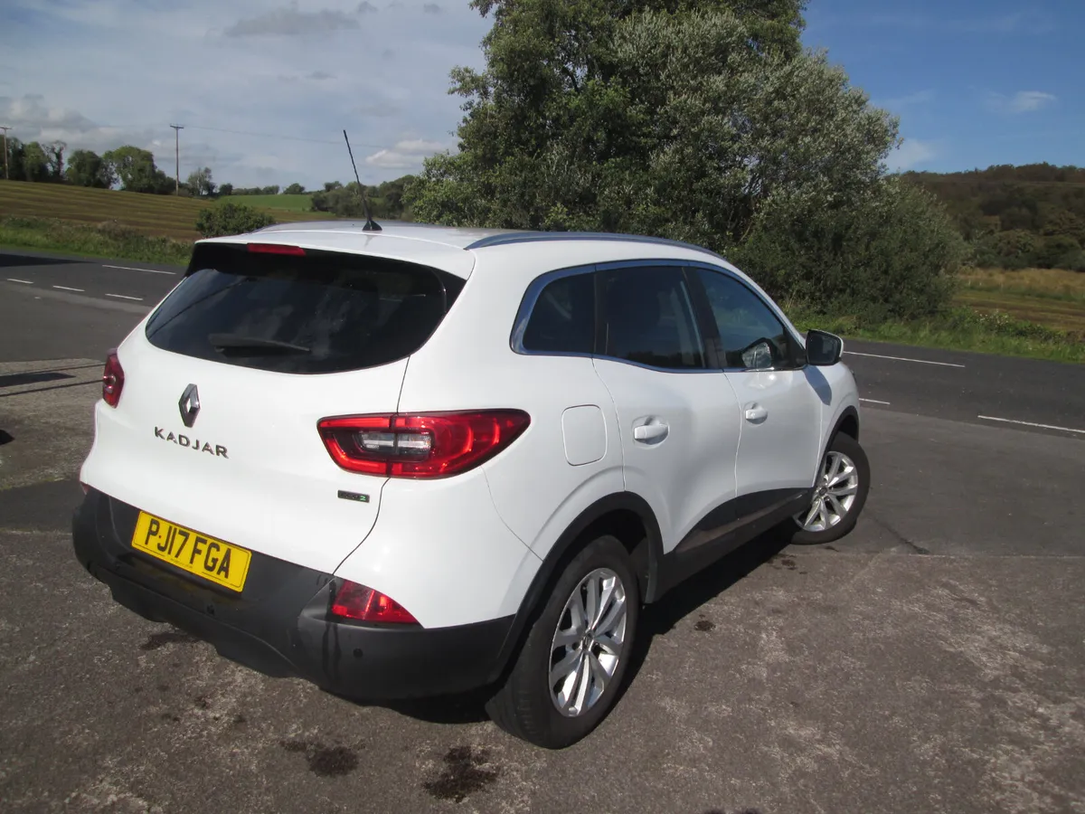 2017  RENAULT  KADJAR  1.5  DCI  DYNAMIC  NAV  5DR - Image 4
