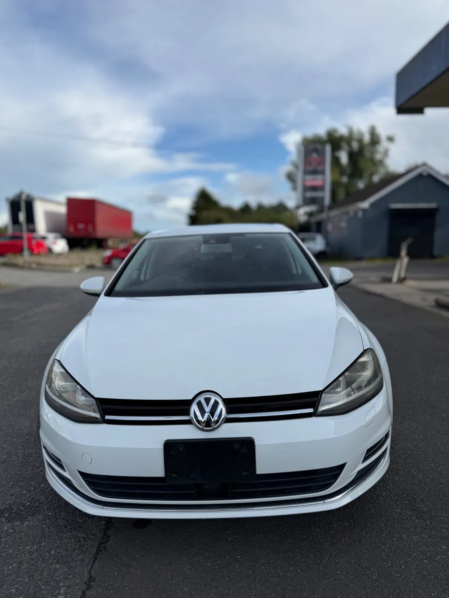 Volkswagen Golf 2015 1.2 PETROL AUTOMATIC - Image 3
