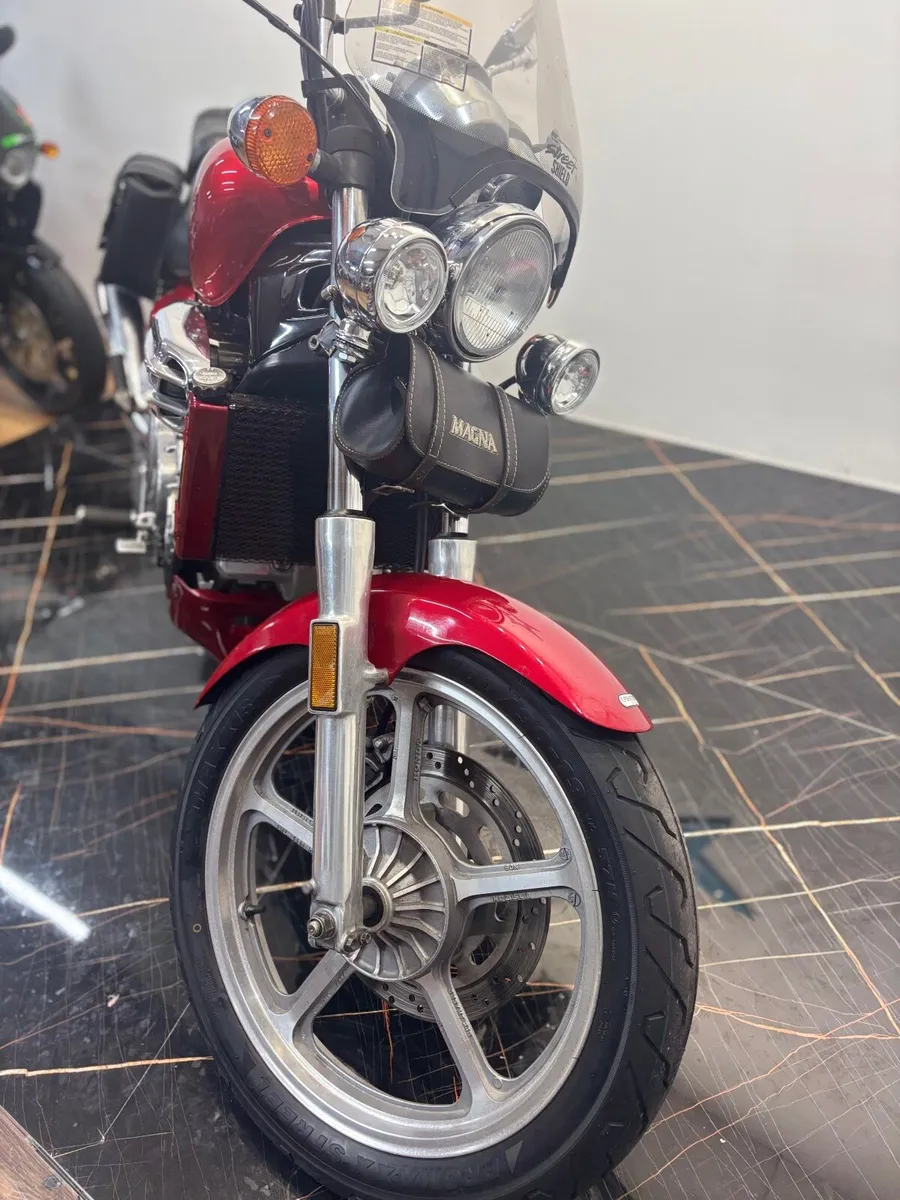Honda magna - Image 2