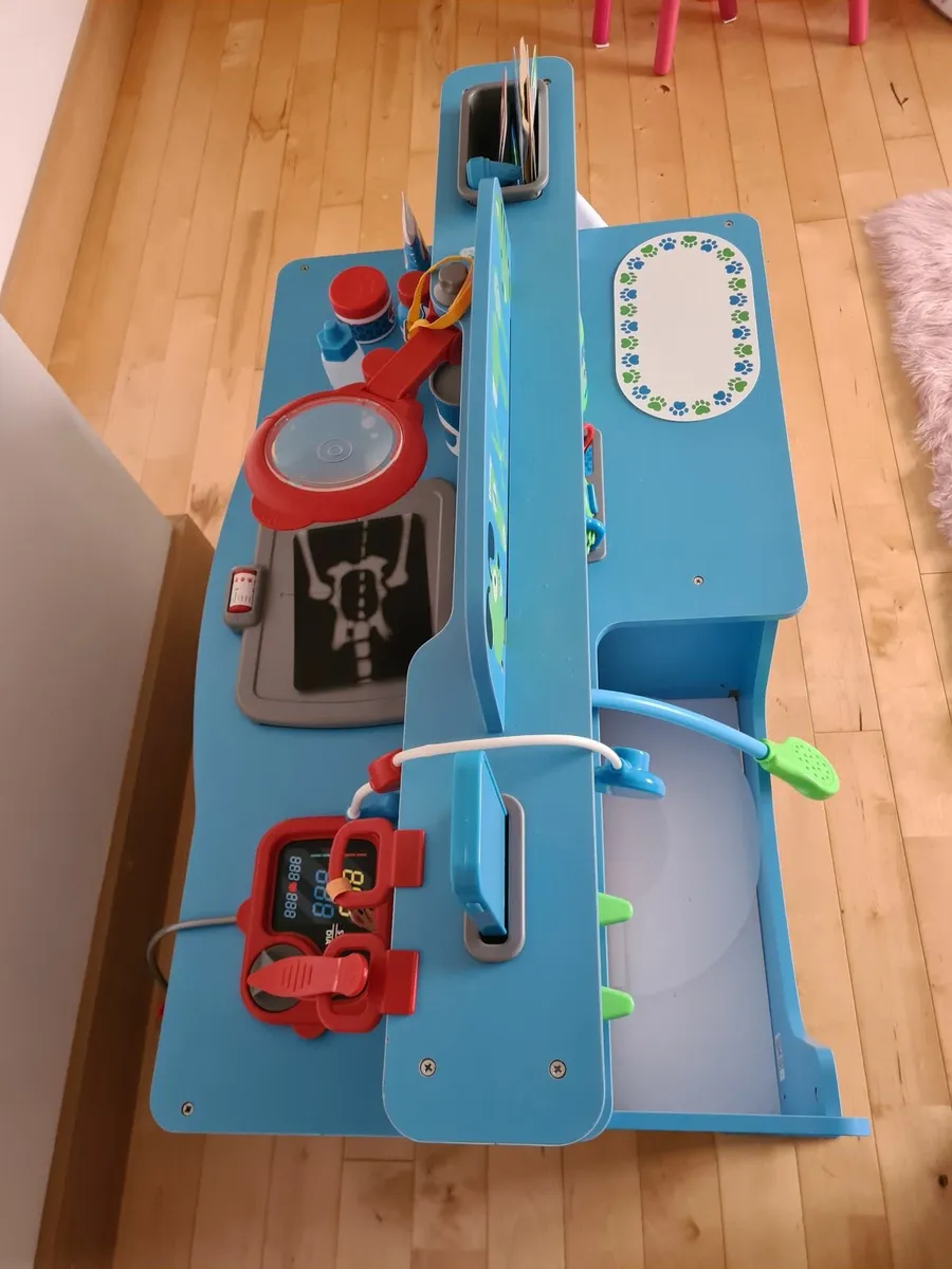 Toys - Image 2