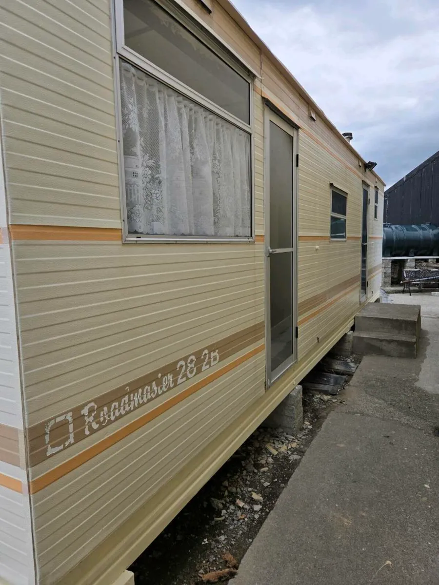 Mobile Home for sale - Image 2