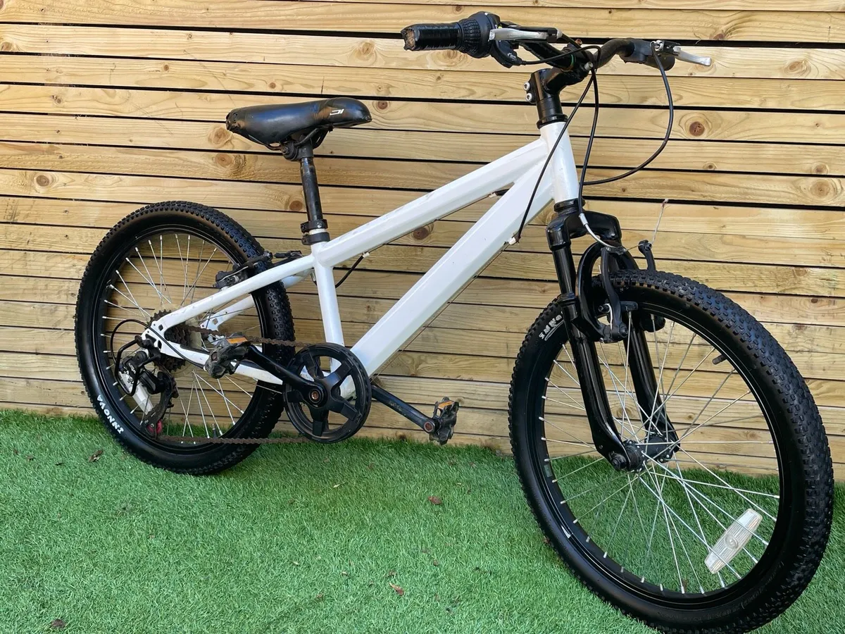 Kids 20 inch mountain bike - Image 2